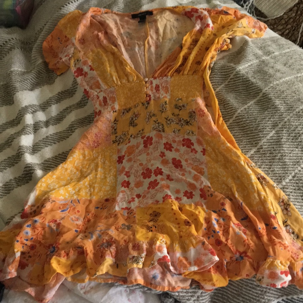 Adorable forever 21 dress! I’ve worn it twice😇